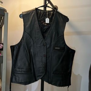 Men’s Leather Vest